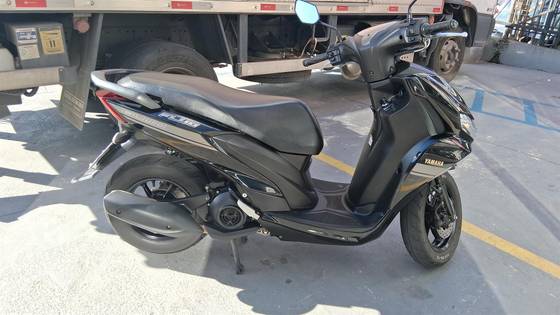 YAMAHA FLUO 125 ABS 
